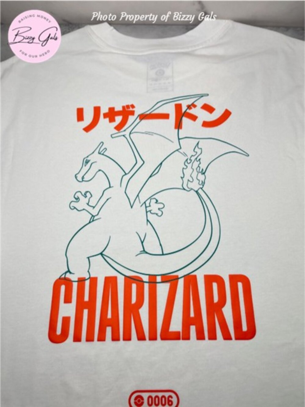 30th Anniversary Target Charizard Pokémon Graphic Cotton T-Shirt Size L